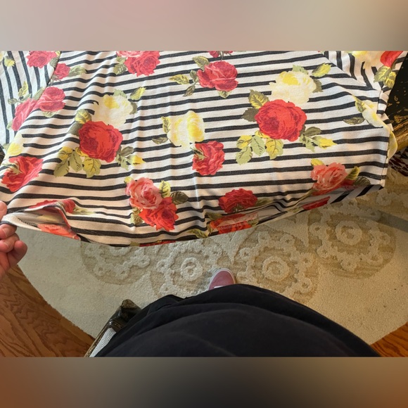 Lularoe puff dolman sleeve 2x - Picture 3 of 5